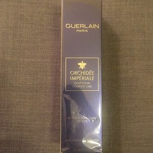 Guerlain detoxifying night revitalizing essence